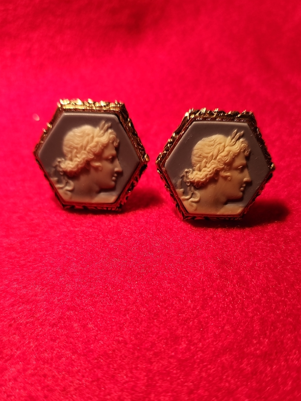 Vintage Cameo Hexagon Cufflinks - Gold Tone with Beige Cameo